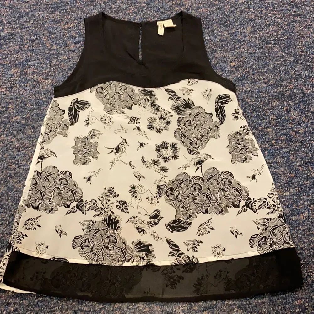 Japna sheer tank top sz. Xs
